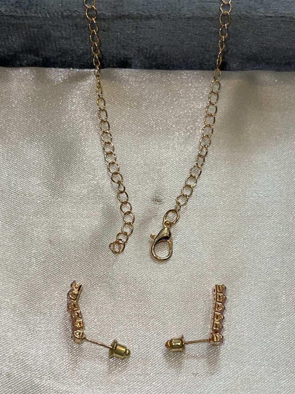 Blush & Pink Teardrop Accent Jewelry Set