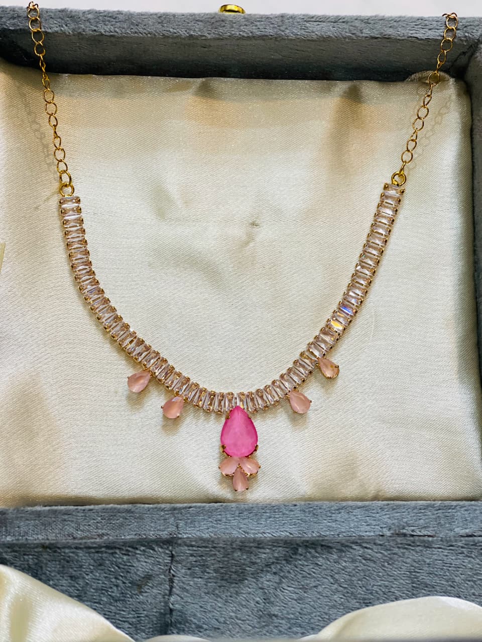 Blush & Pink Teardrop Accent Jewelry Set