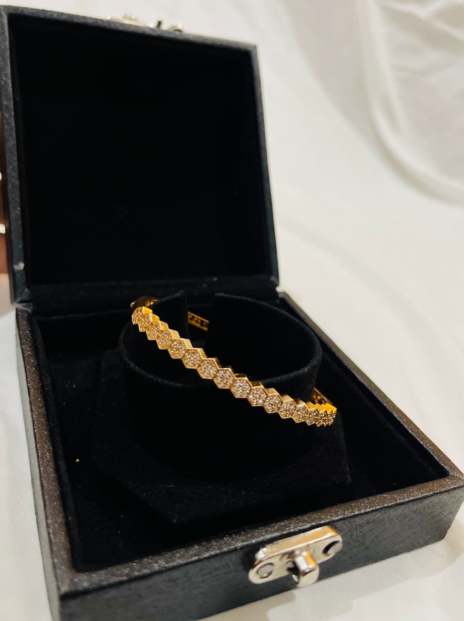 Gold Hexagon-Link Bangle