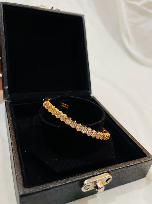 Gold Hexagon-Link Bangle