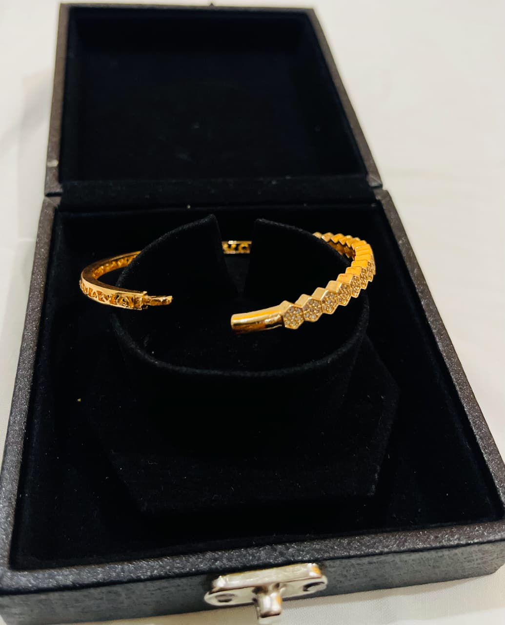 Gold Hexagon-Link Bangle