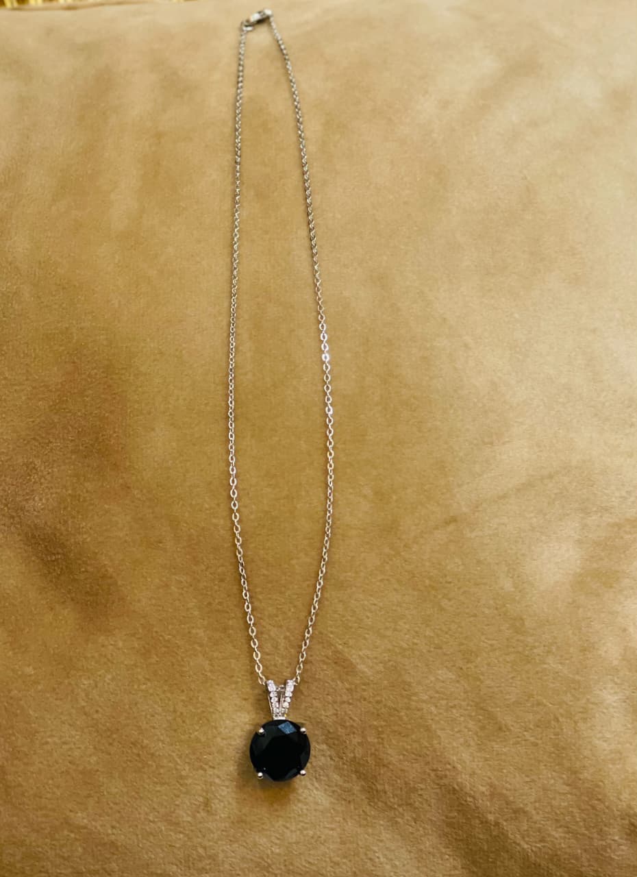 Elegant Crystal Pendant Necklace